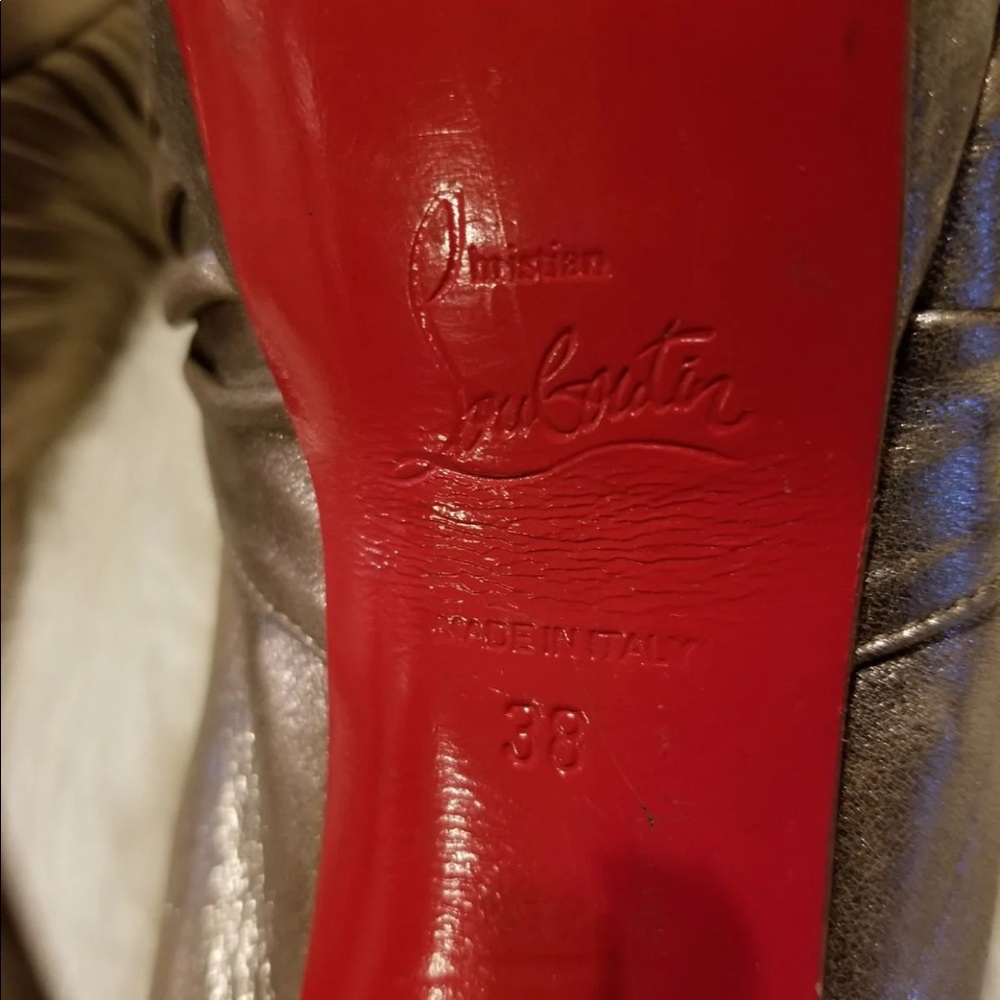 Authentic CL shoes - Picture 7 of 7